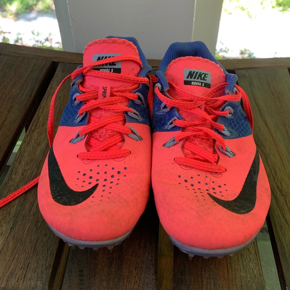 Running spikes